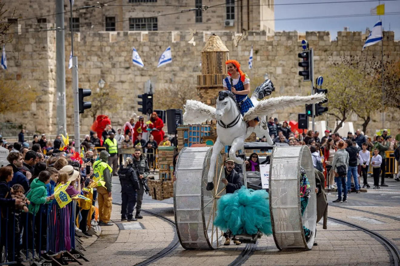 Purim Unity Parade kicks off in Jerusalem 1.jpg