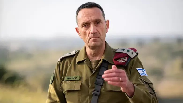 IDF Chief of Staff oversees preparation for war in the north