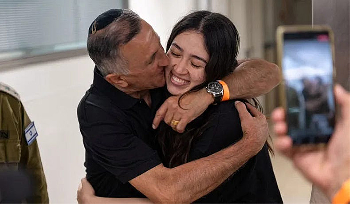 Freed hostage Noa Argamani reunited with her father, Yaakov